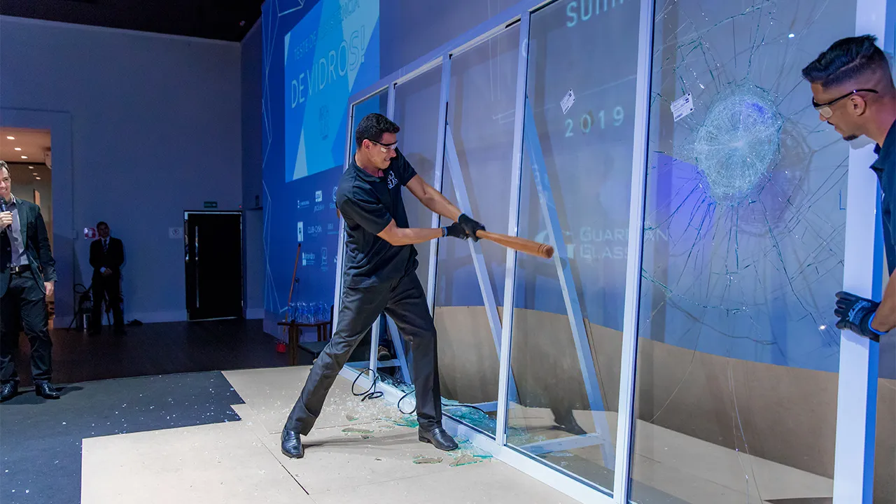 Arch-glass-summit-11