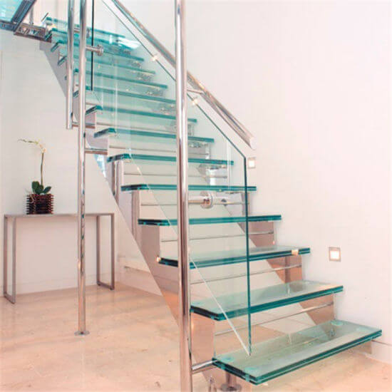 escada de vidro